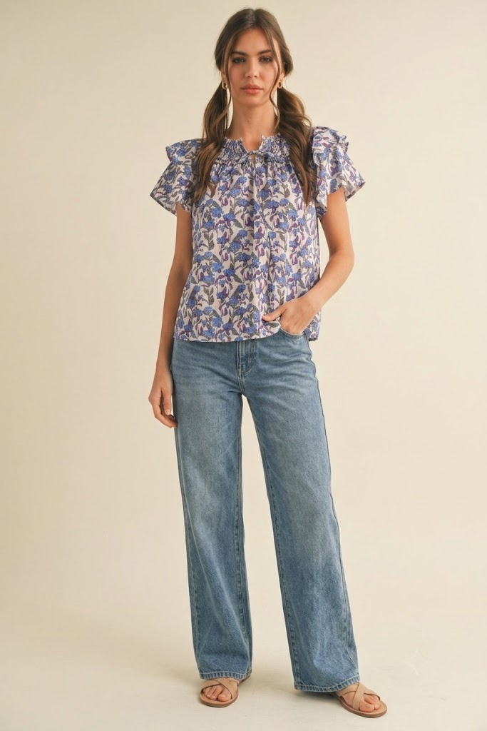 &MERCI - Floral Flutter Sleeve Smocked Top